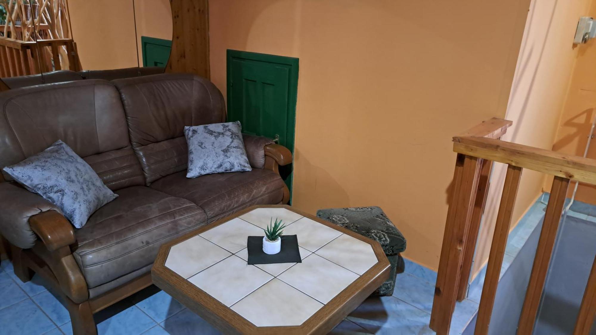 Bed and Breakfast Kisdiofa Panzio Es Vendeglo Vajdacska Экстерьер фото