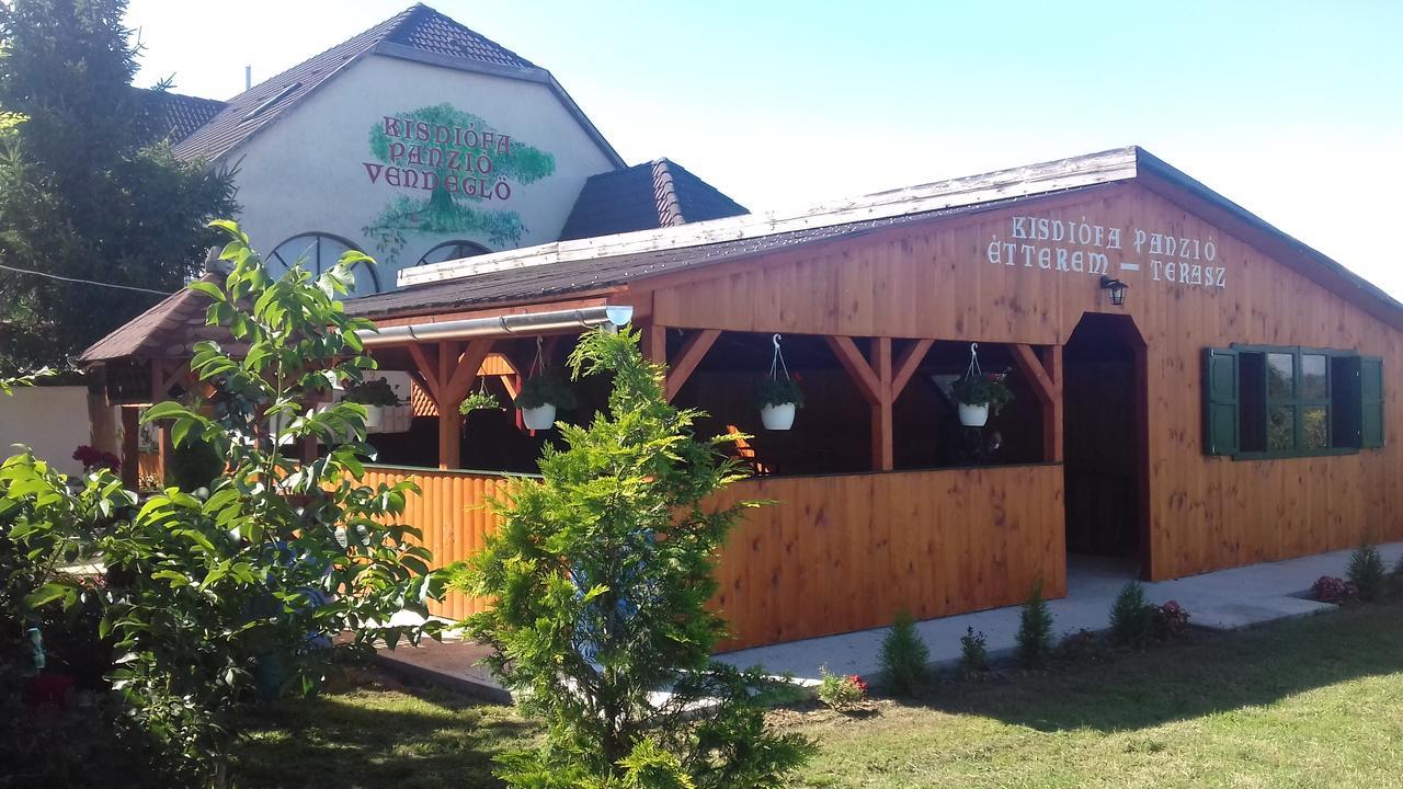 Bed and Breakfast Kisdiofa Panzio Es Vendeglo Vajdacska Экстерьер фото