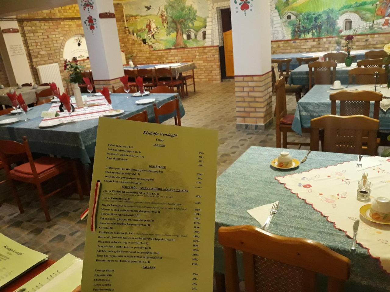 Bed and Breakfast Kisdiofa Panzio Es Vendeglo Vajdacska Экстерьер фото